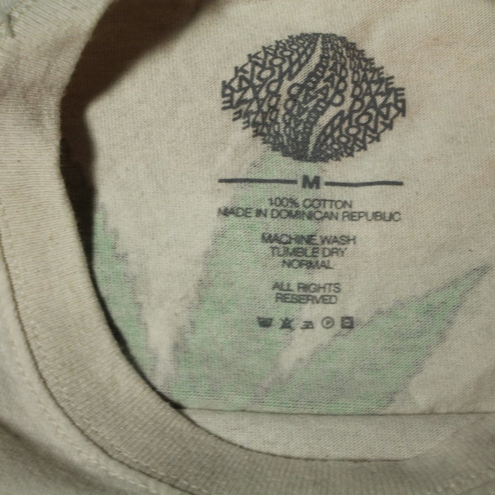 don't fear the reefer weed  tee - Picture 3 of 4
